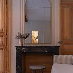 Voute D'antan-studio Historique アパート Sommières